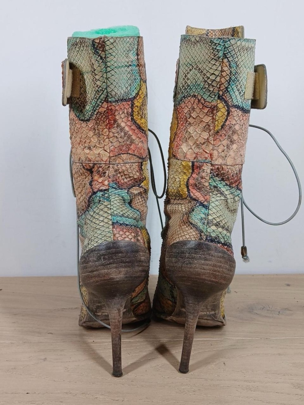 GIANNI BRAVO | Multicolor Snakeskin Leather Lace-Up Pointed-Ankle Boots - Picture 3 of 8